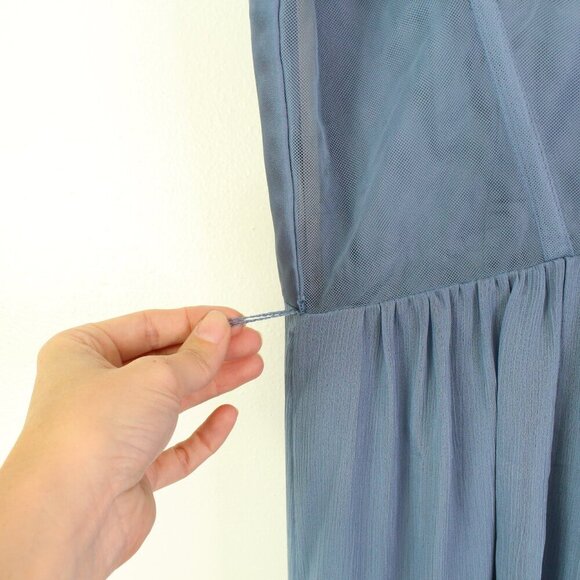 Vera Wang‎ White V-Neck Mesh Back Bridesmaid Dress in Steel Blue Size 4 - Picture 8 of 13